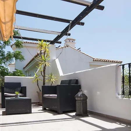 Los Naranjos Rooftop *